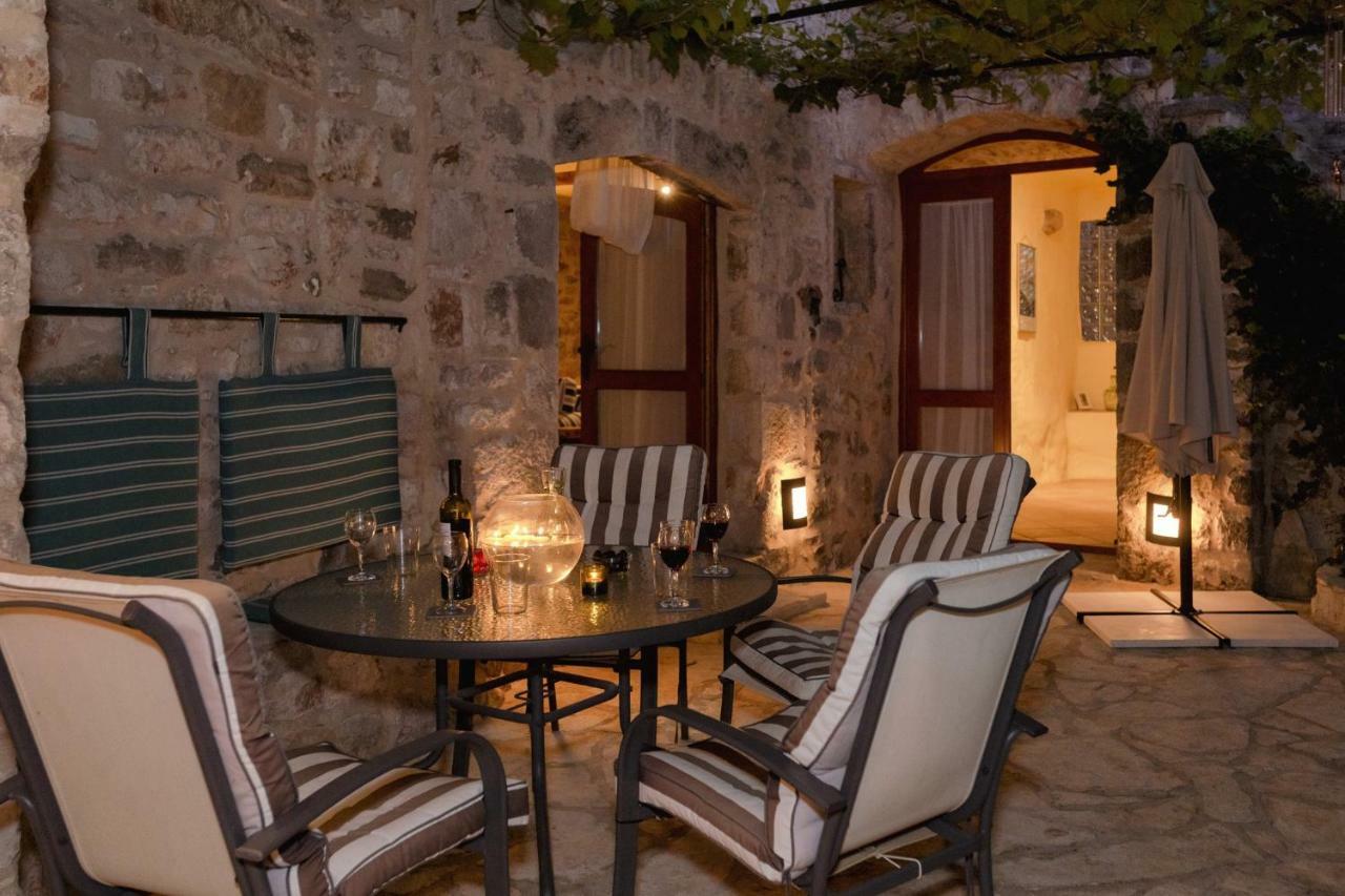 Stone House And Clio * Vrbanj